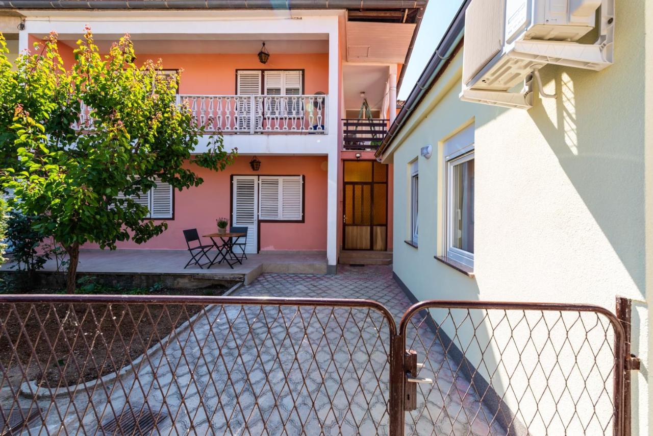 Studio Apartment Gina Zadar Zewnętrze zdjęcie